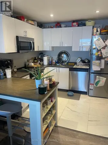 5749 Lakeshore Road Whitchurch-stouffville ON L4A 7X3
