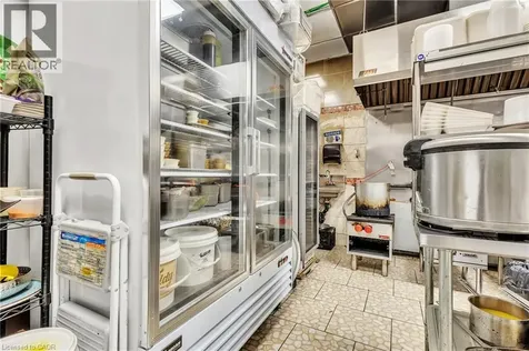 155 Highland Road East Kitchener ON N2M 3W1