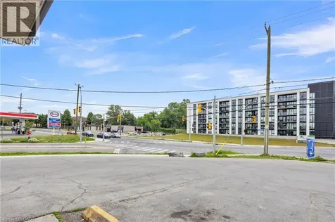 155 Highland Road East Kitchener ON N2M 3W1