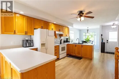 536 St Andrew Street Port Dover ON N0A 1N0