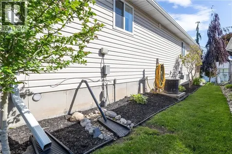 536 St Andrew Street Port Dover ON N0A 1N0