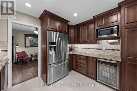 38 Glendenning Drive Ottawa ON K2H 7Y9