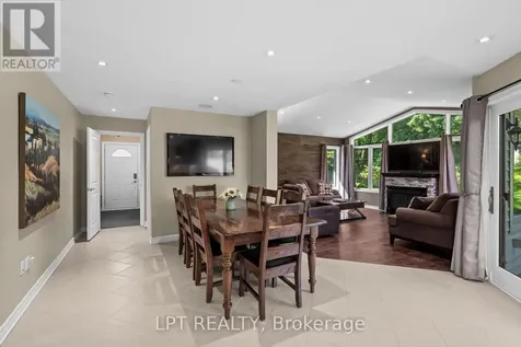 38 Glendenning Drive Ottawa ON K2H 7Y9