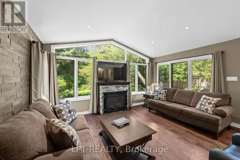 38 Glendenning Drive Ottawa ON K2H 7Y9