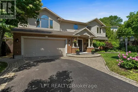 38 Glendenning Drive Ottawa ON K2H 7Y9