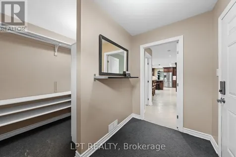 38 Glendenning Drive Ottawa ON K2H 7Y9