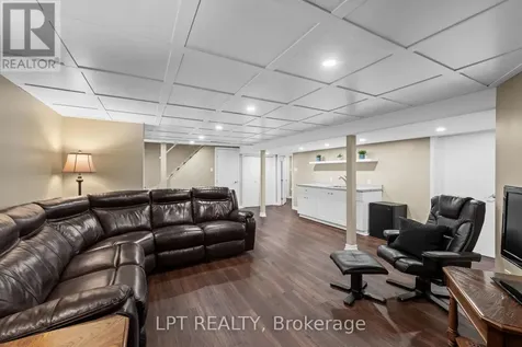 38 Glendenning Drive Ottawa ON K2H 7Y9