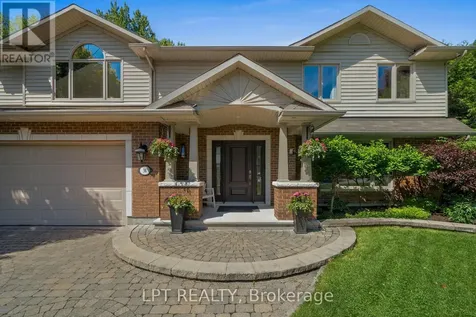 38 Glendenning Drive Ottawa ON K2H 7Y9