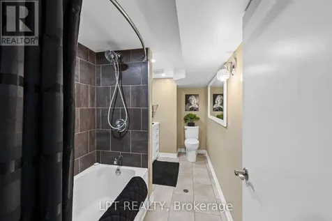 38 Glendenning Drive Ottawa ON K2H 7Y9