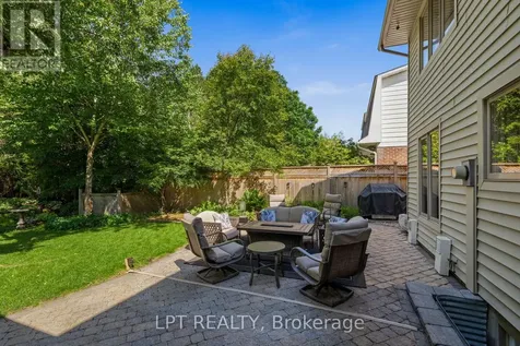 38 Glendenning Drive Ottawa ON K2H 7Y9