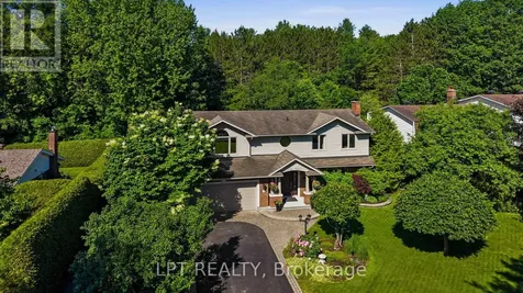 38 Glendenning Drive Ottawa ON K2H 7Y9
