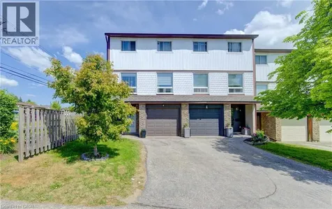 80 Old Country Drive Kitchener ON N2E 2E5