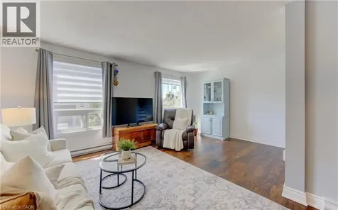 80 Old Country Drive Kitchener ON N2E 2E5