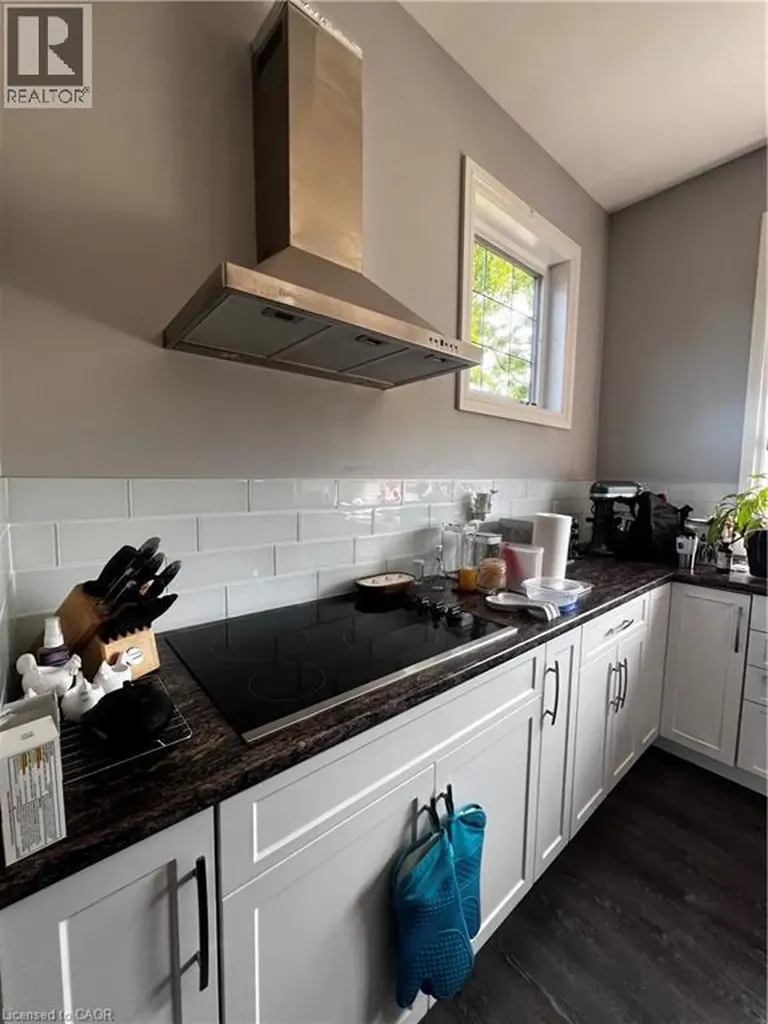 71 Wilson Street East Ancaster ON L9G 2B3