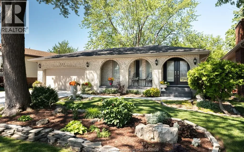 385 Centennial Tecumseh ON N8N 2P1