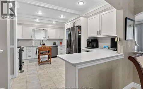 385 Centennial Tecumseh ON N8N 2P1