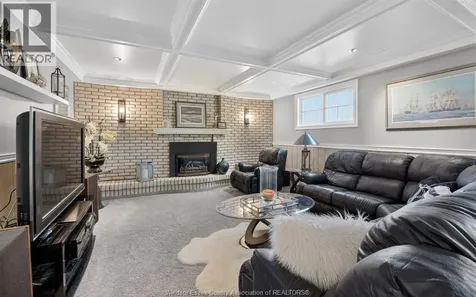 385 Centennial Tecumseh ON N8N 2P1
