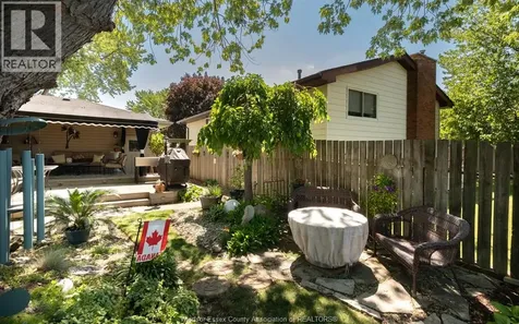 385 Centennial Tecumseh ON N8N 2P1