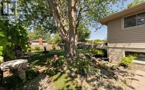 385 Centennial Tecumseh ON N8N 2P1