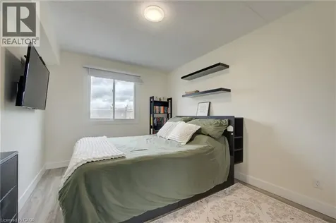 40 Tannery Street East Cambridge ON N3C 2B9