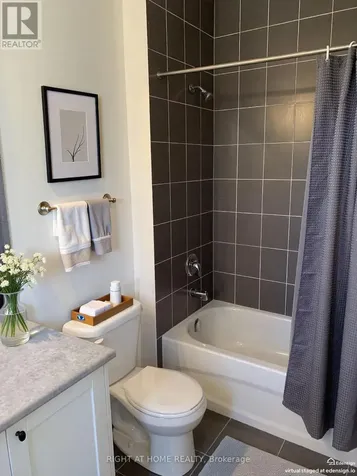 39 Farwell Avenue Wasaga Beach ON L9Z 0H3