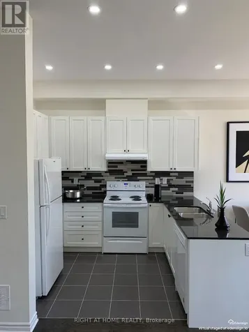39 Farwell Avenue Wasaga Beach ON L9Z 0H3