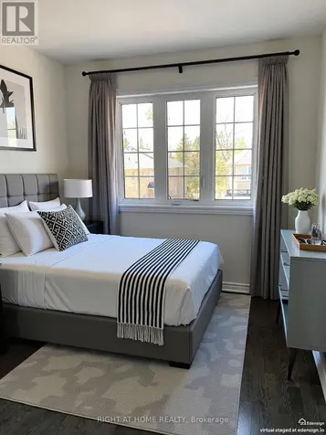 39 Farwell Avenue Wasaga Beach ON L9Z 0H3