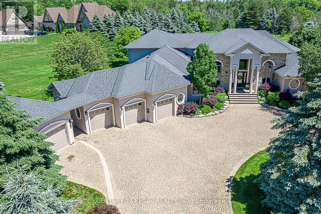 16 Lake Woods Drive Whitchurch-stouffville ON L4A 1P9