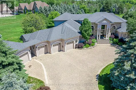 16 Lake Woods Drive Whitchurch-stouffville ON L4A 1P9
