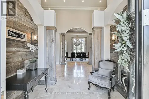 16 Lake Woods Drive Whitchurch-stouffville ON L4A 1P9