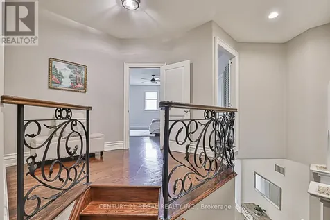 16 Lake Woods Drive Whitchurch-stouffville ON L4A 1P9