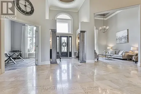 16 Lake Woods Drive Whitchurch-stouffville ON L4A 1P9