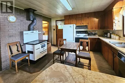 107 Maika Road Madawaska Valley ON K0J 1L0