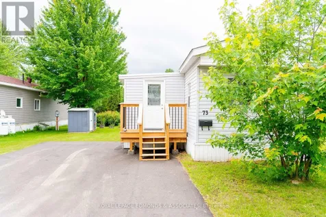 73 Pinehurst Estates Petawawa ON K8H 2H2