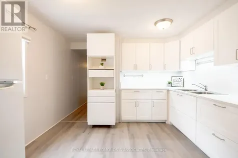 73 Pinehurst Estates Petawawa ON K8H 2H2