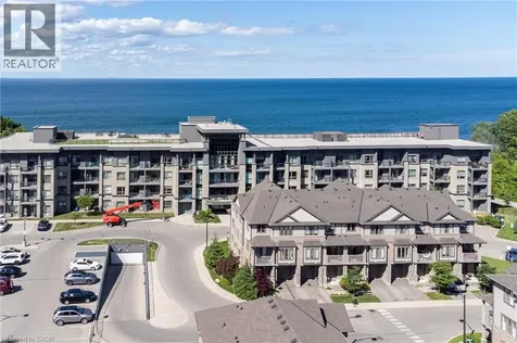 35 Southshore Crescent Hamilton ON L8E 0J2