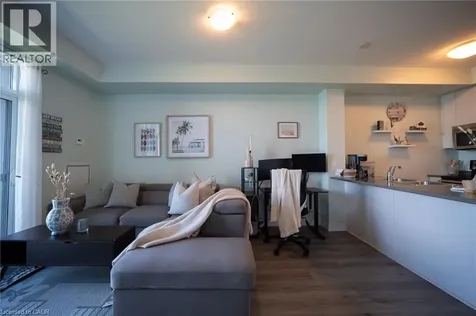 35 Southshore Crescent Hamilton ON L8E 0J2