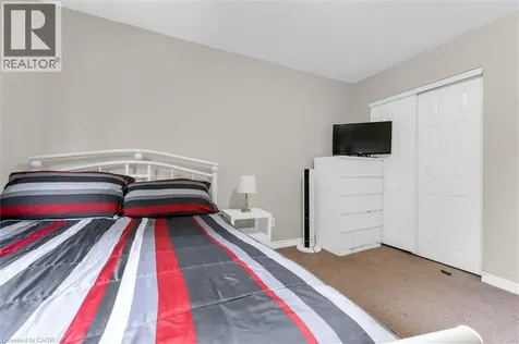 86 Golden Orchard Drive Hamilton ON L9C 6J5