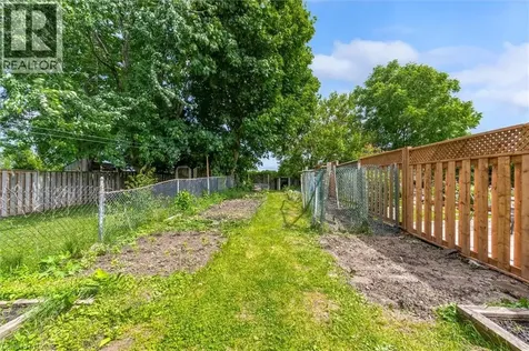 86 Golden Orchard Drive Hamilton ON L9C 6J5
