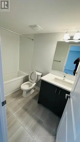 755 Fairline Row Ottawa ON K2V 0M4