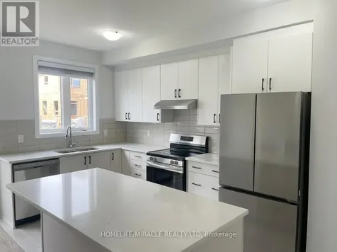755 Fairline Row Ottawa ON K2V 0M4