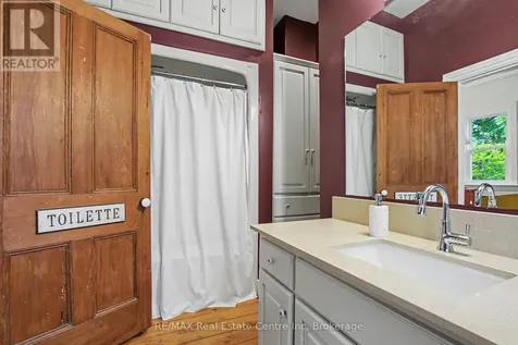 174 Neeve Street Guelph (st. Patrick's Ward) ON N1E 5S4
