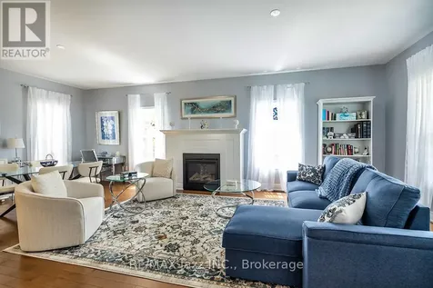 808 Hudson Street Cobourg ON K9A 0G4