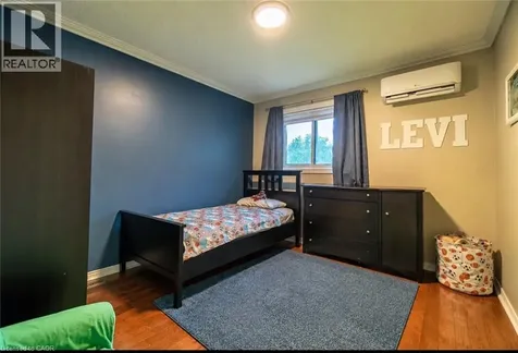 2393 Arnold Crescent Burlington ON L7P 4J2