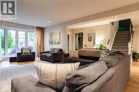 2393 Arnold Crescent Burlington ON L7P 4J2
