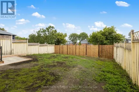 93C Tarquin Crescent Ottawa ON K2H 8J7