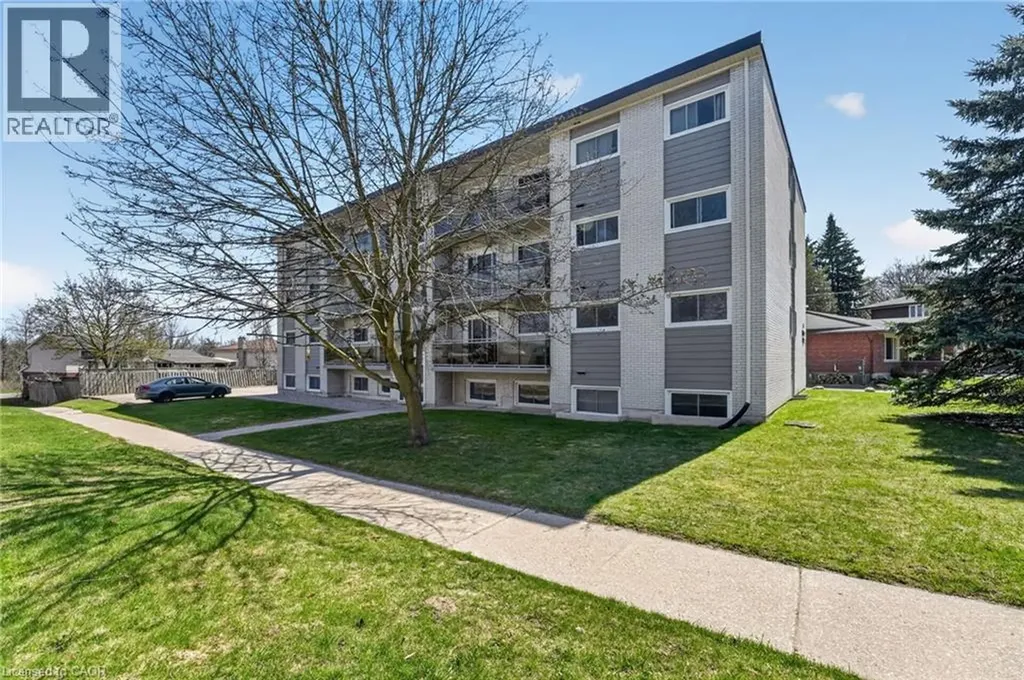 81 Kenwood Drive Kitchener ON N2B 3H3