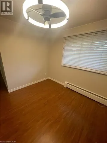 81 Kenwood Drive Kitchener ON N2B 3H3