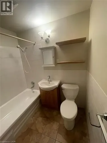 81 Kenwood Drive Kitchener ON N2B 3H3