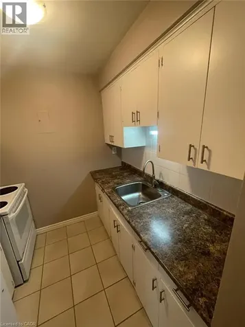 81 Kenwood Drive Kitchener ON N2B 3H3